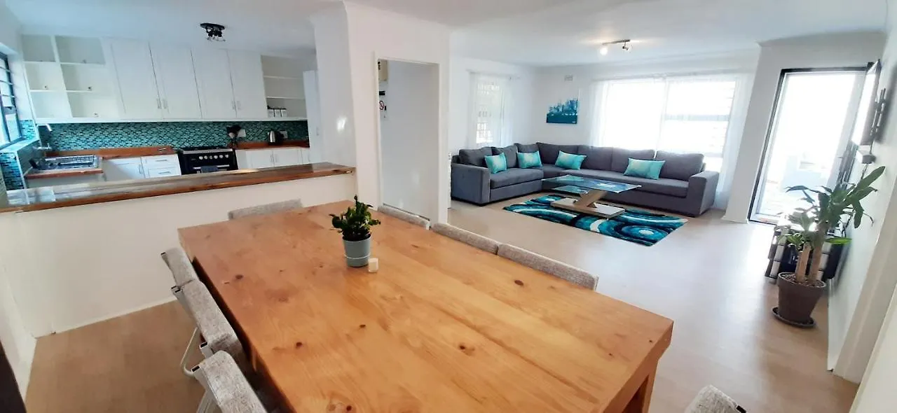 Holiday home 7 On Henwick Villa Cape Town